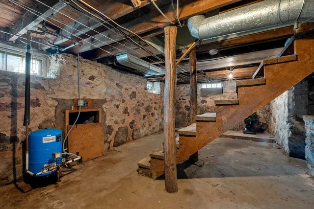 $165,000 | N4404 Highway 49, Poy Sippi, WI 54967