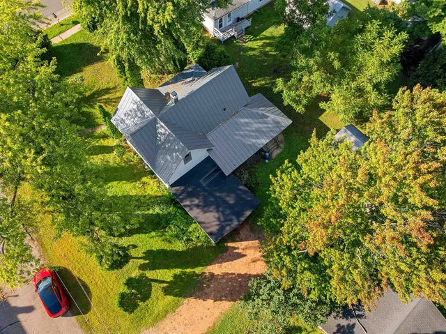 $165,000 | N4404 Highway 49, Poy Sippi, WI 54967