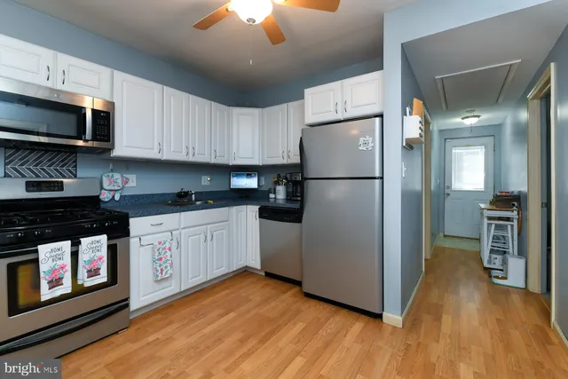 $2,000 | 322 West Washington Street, Paulsboro, NJ 08066