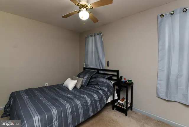 $2,000 | 322 West Washington Street, Paulsboro, NJ 08066