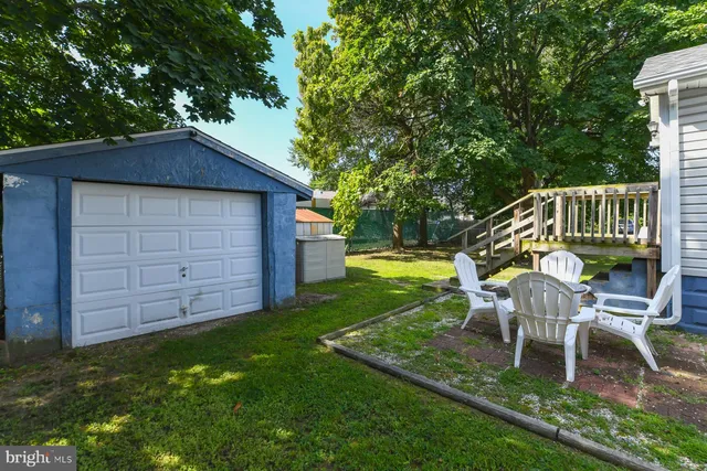 $2,000 | 322 West Washington Street, Paulsboro, NJ 08066