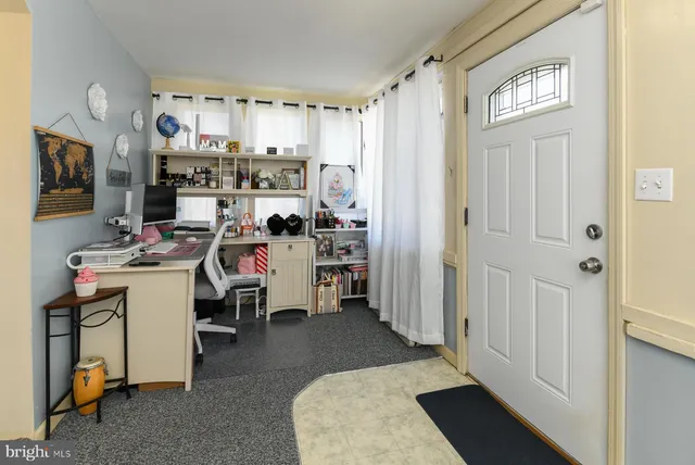 $2,000 | 322 West Washington Street, Paulsboro, NJ 08066