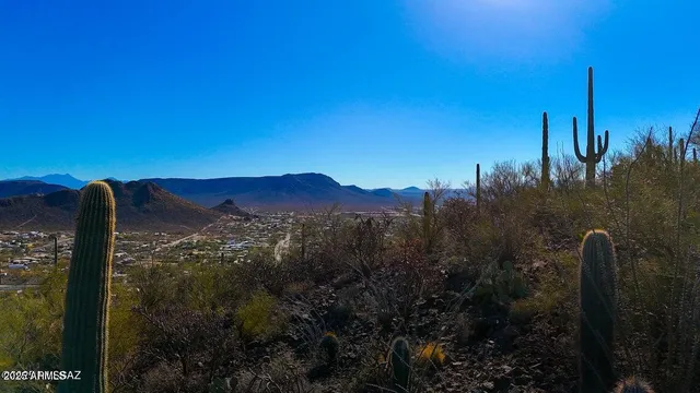 a view of a large building