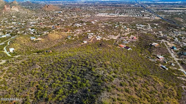 a view of a large building