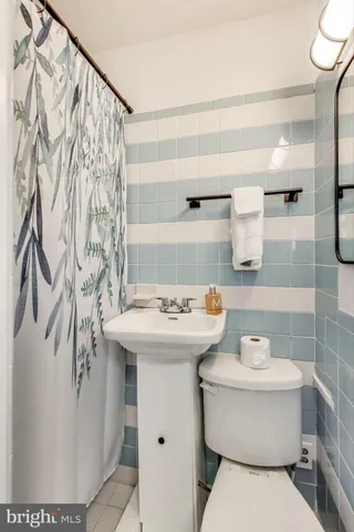 $1,700,000 | 3100 North Glebe Road, Arlington, VA 22207