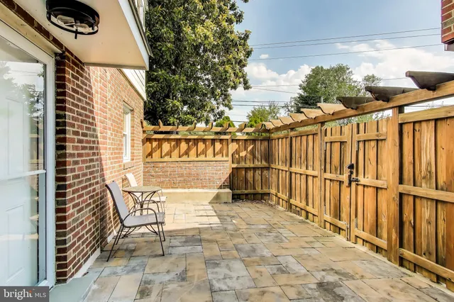 $1,700,000 | 3100 North Glebe Road, Arlington, VA 22207