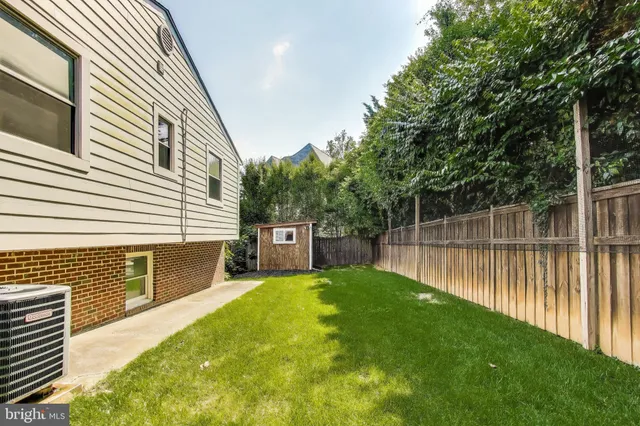 $1,700,000 | 3100 North Glebe Road, Arlington, VA 22207