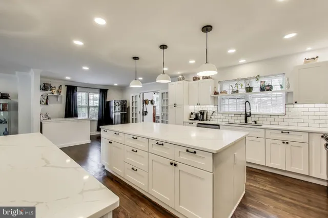 $1,700,000 | 3100 North Glebe Road, Arlington, VA 22207