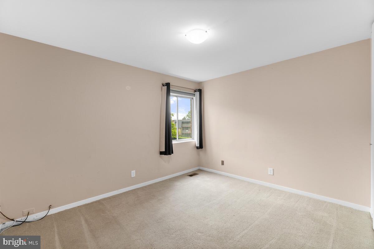 3203 Old Post Drive, Unit 7 Baltimore, MD 21208 - Photo 32 of 39