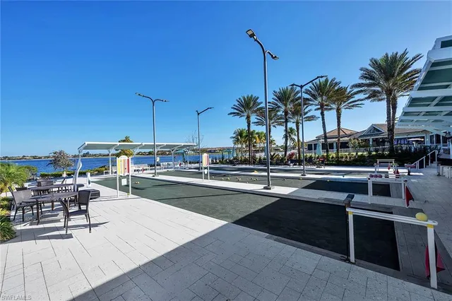 $3,749,777 | 9087 Breakwater Drive, Naples, FL 34120