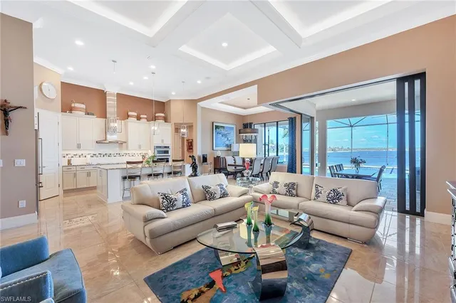 $3,749,777 | 9087 Breakwater Drive, Naples, FL 34120