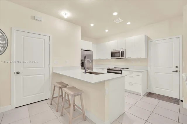 $4,500 | 4413 Northwest 83rd Path, Doral, FL 33166