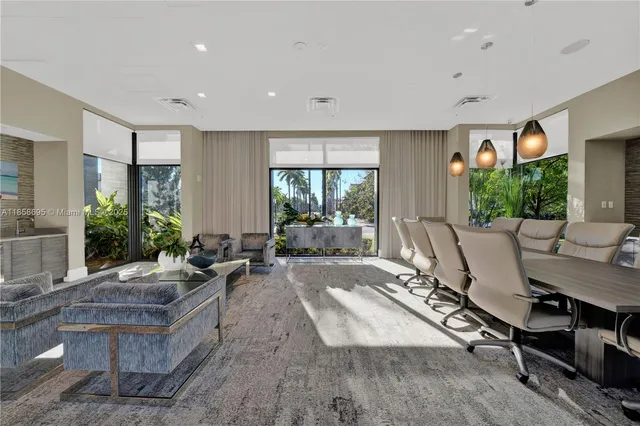 $4,500 | 4413 Northwest 83rd Path, Doral, FL 33166