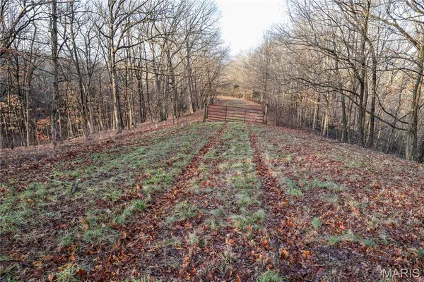 $199,500 | 12178 Dogwood Drive, Holts Summit, MO 65043