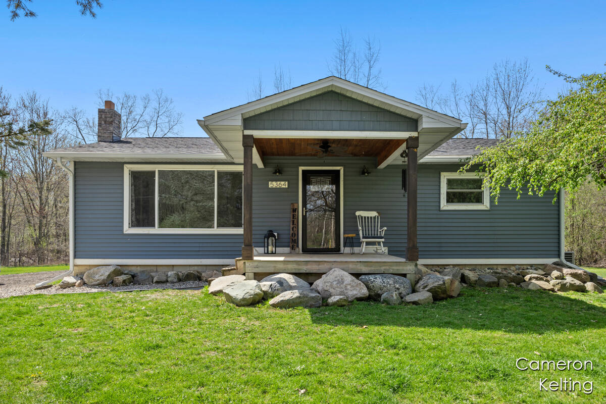5364 Drumheller Road Bath, MI 48808 - Photo 1 of 35 IMG_1000