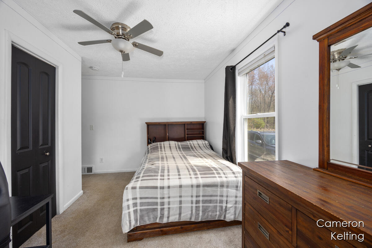 5364 Drumheller Road Bath, MI 48808 - Photo 17 of 35 IMG_1015