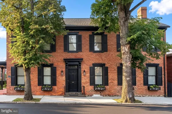 $439,900 | 31 South Washington Street, Gettysburg, PA 17325
