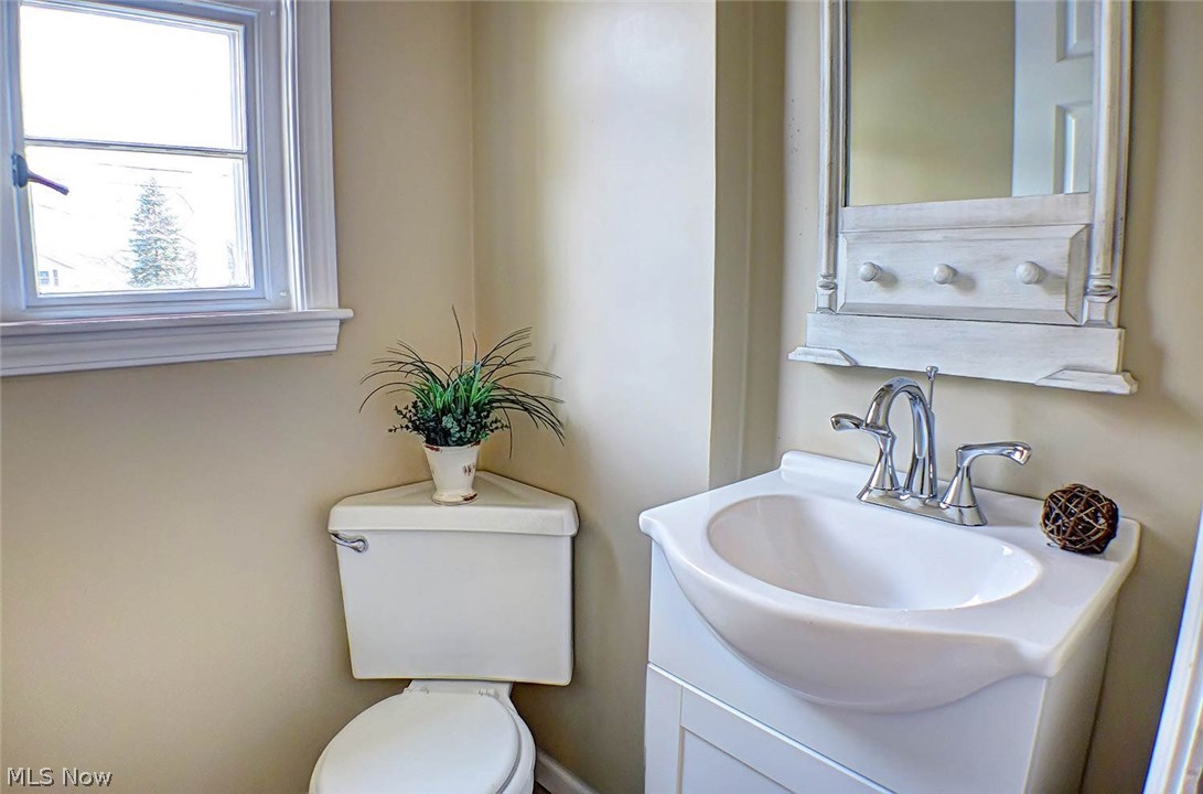 2916 Kent Road Silver Lake, OH 44224 - Photo 13 of 26 Gallery Image 13