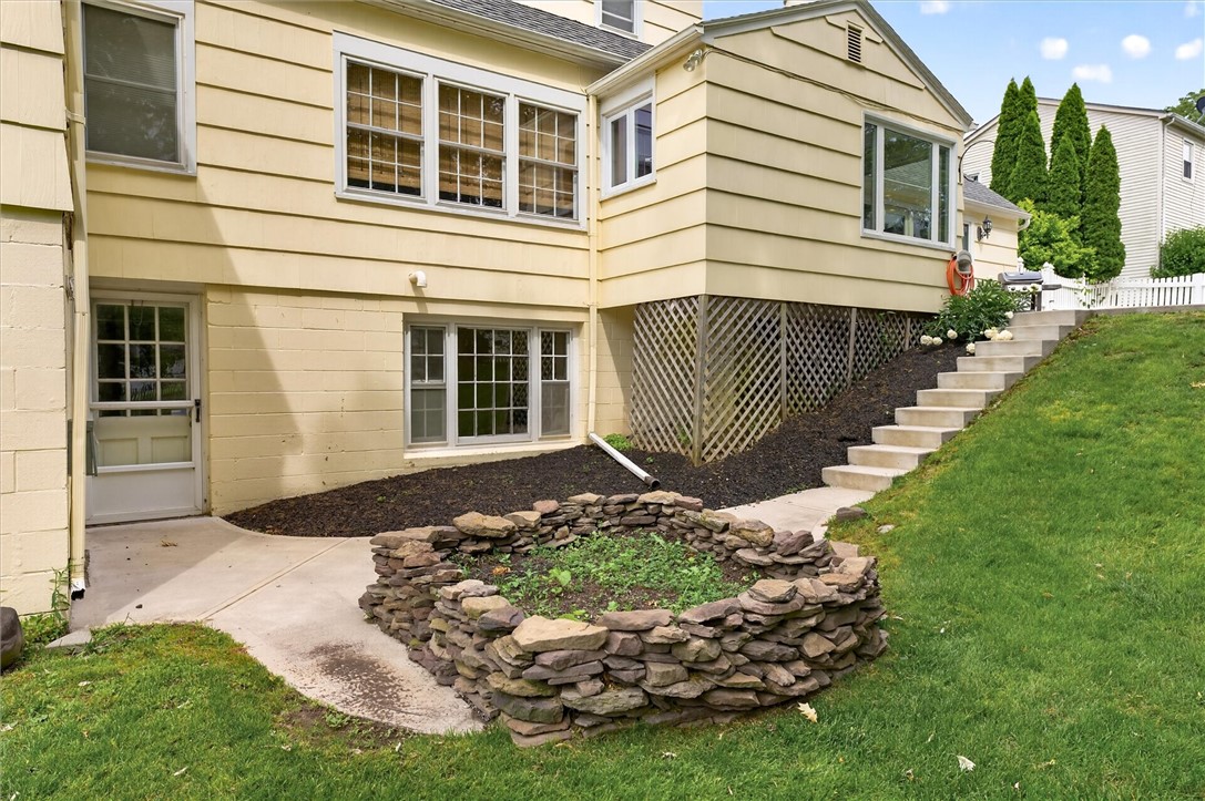 161 Tobey Road Pittsford, NY 14534 - Photo 45 of 50