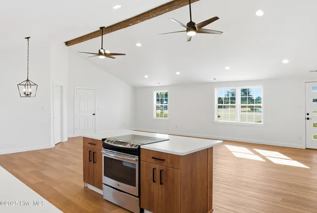 $400,000 | 2141 Caratoke Highway, Moyock, NC 27958