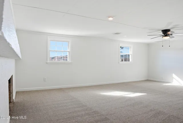 $400,000 | 2141 Caratoke Highway, Moyock, NC 27958