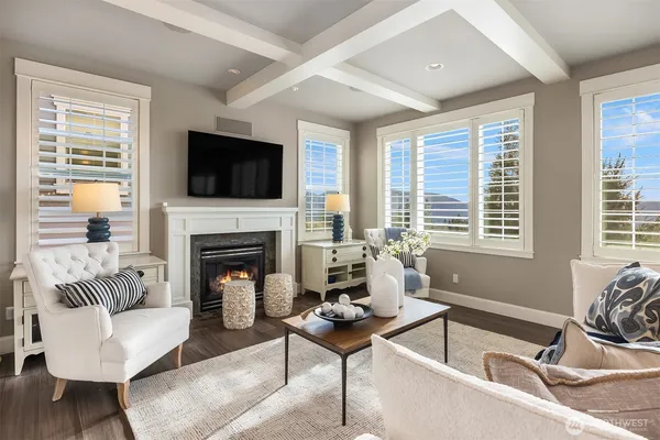 $2,750,000 | 2440 Northeast Daphne Street, Issaquah, WA 98029