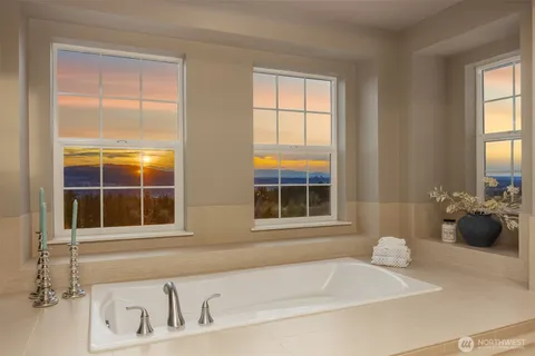 $2,750,000 | 2440 Northeast Daphne Street, Issaquah, WA 98029