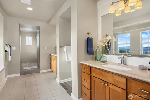 $2,750,000 | 2440 Northeast Daphne Street, Issaquah, WA 98029