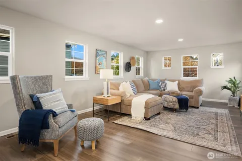 $2,750,000 | 2440 Northeast Daphne Street, Issaquah, WA 98029