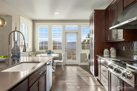 $2,750,000 | 2440 Northeast Daphne Street, Issaquah, WA 98029