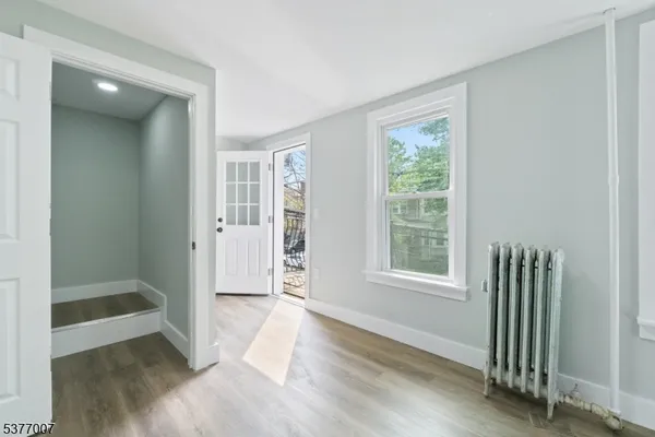 $3,000 | 114 Littleton Avenue, Newark, NJ 07103