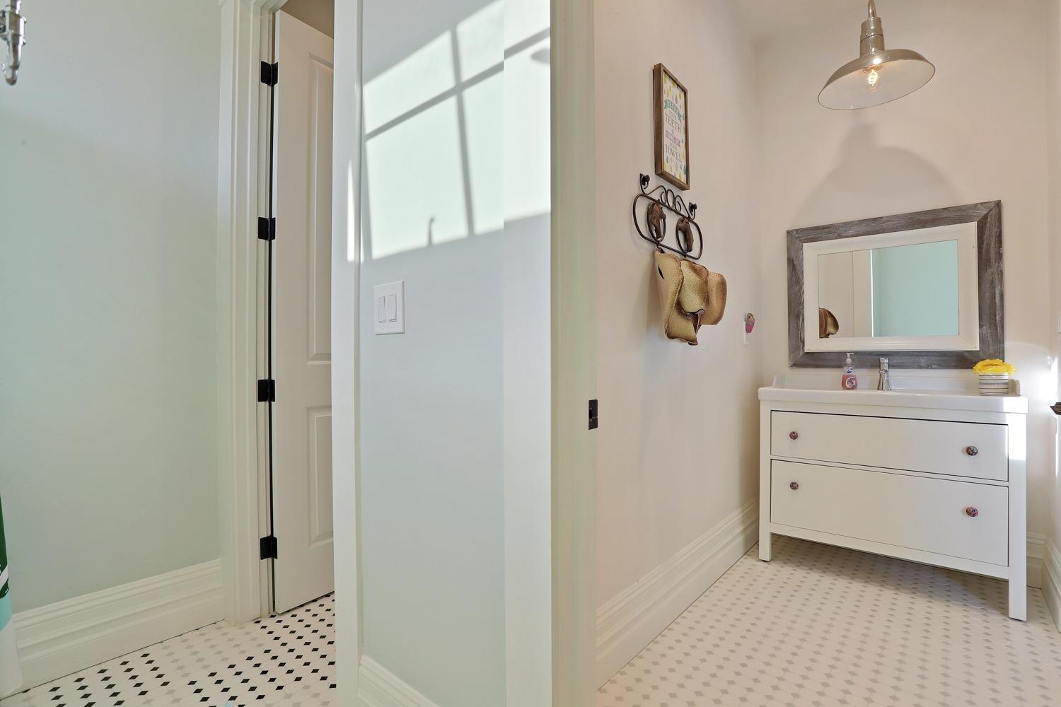 13162 Lancaster Road Oakdale, CA 95361 - Photo 30 of 75 Gallery Image 30