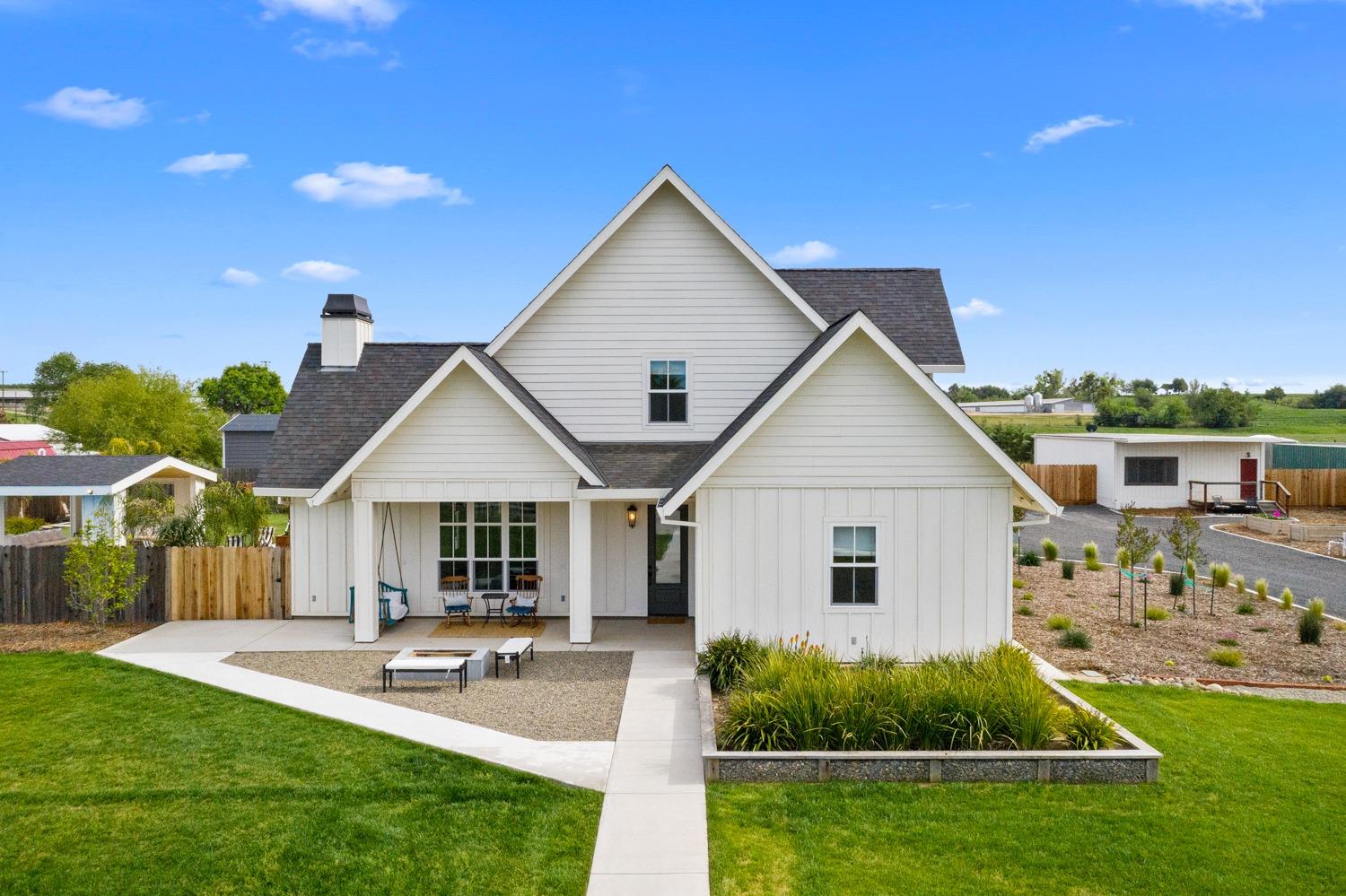 13162 Lancaster Road Oakdale, CA 95361 - Photo 4 of 75 Gallery Image 4