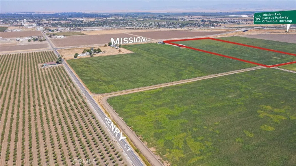 0 Mission Merced Ca Merced, CA 95341 - Photo 8 of 24 a view of swimming pool from a balcony