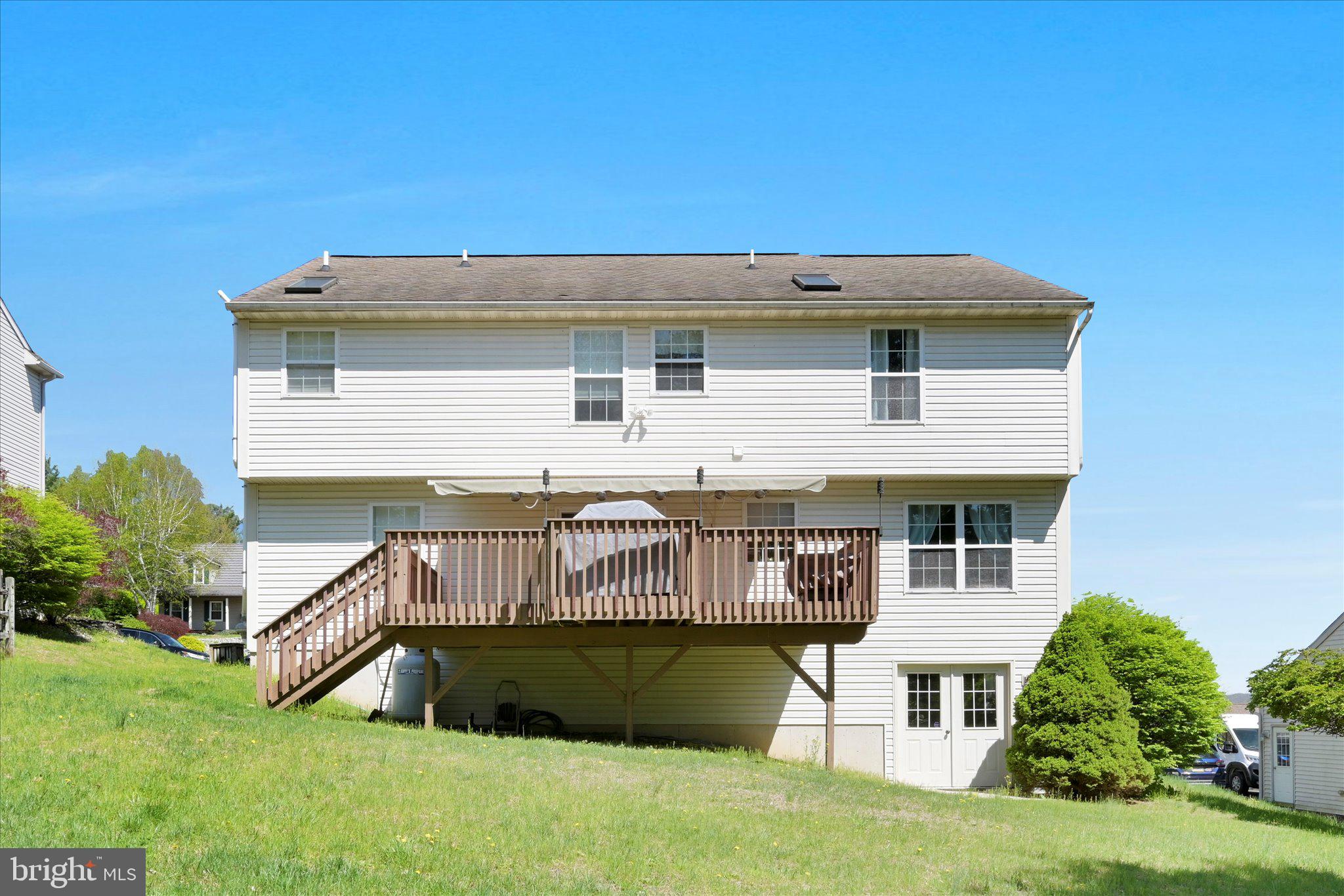 624 Stoney Run Road Pottsville, PA 17901 - Photo 38 of 40 a front view of a house with a yard