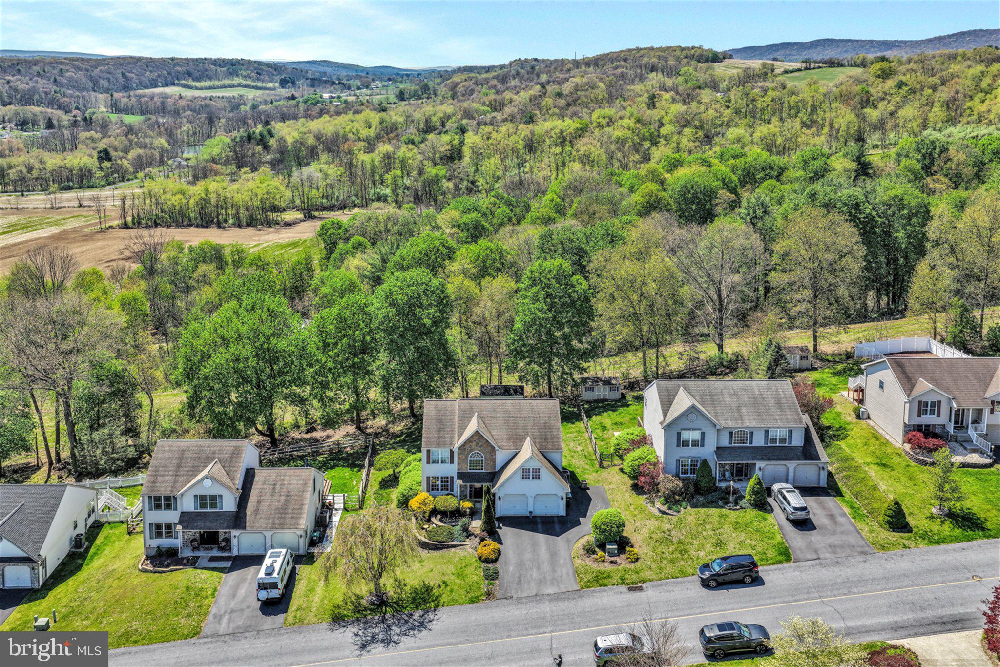 624 Stoney Run Road Pottsville, PA 17901 - Photo 40 of 40 an aerial view of multiple house