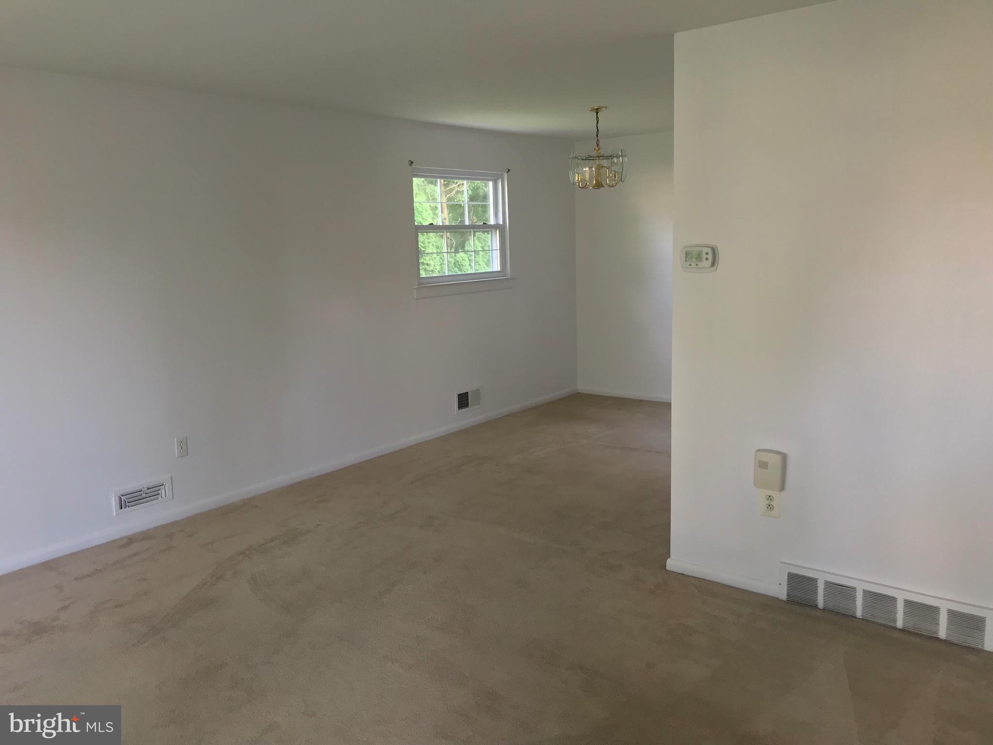 936 Catalpa Road Warminster, PA 18974 - Photo 6 of 8
