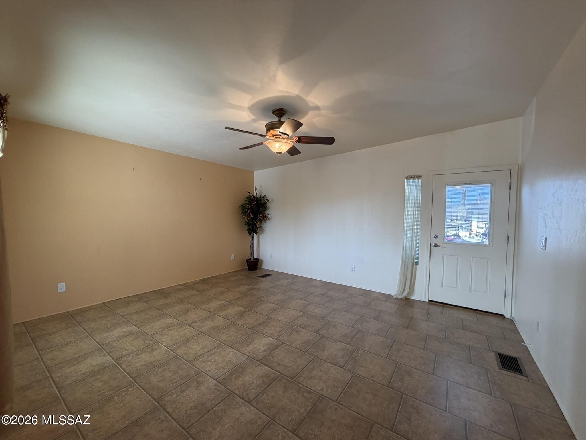 3100 South Kinney Road, Unit 215 Tucson, AZ 85713 - Photo 5 of 28