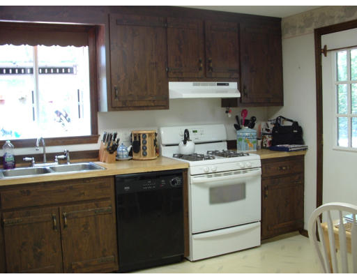 28 Rock Road Tyngsborough, MA 01879 - Photo 3 of 10 Gallery Image 3
