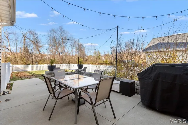 $374,900 | 653 Covered Bridge Lane, O'Fallon, MO 63368