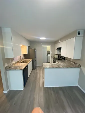 $1,350 | 992 Park Meadow Drive, Unit 10, Beaumont, TX 77706