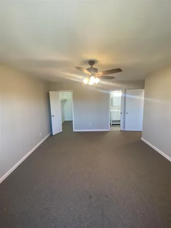$1,350 | 992 Park Meadow Drive, Unit 10, Beaumont, TX 77706