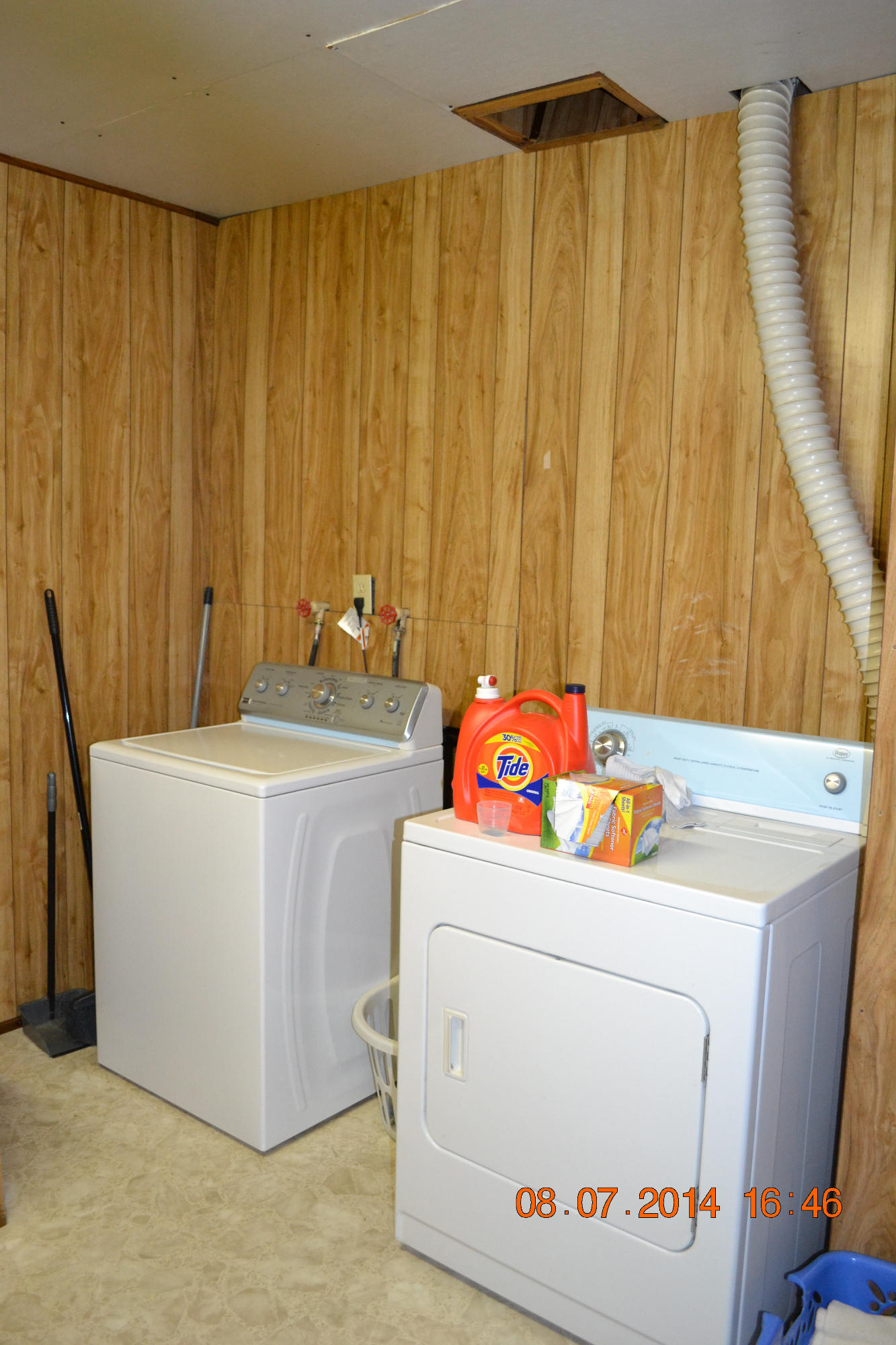 608 Webster Road Harriman, TN 37748 - Photo 28 of 37 Laundry