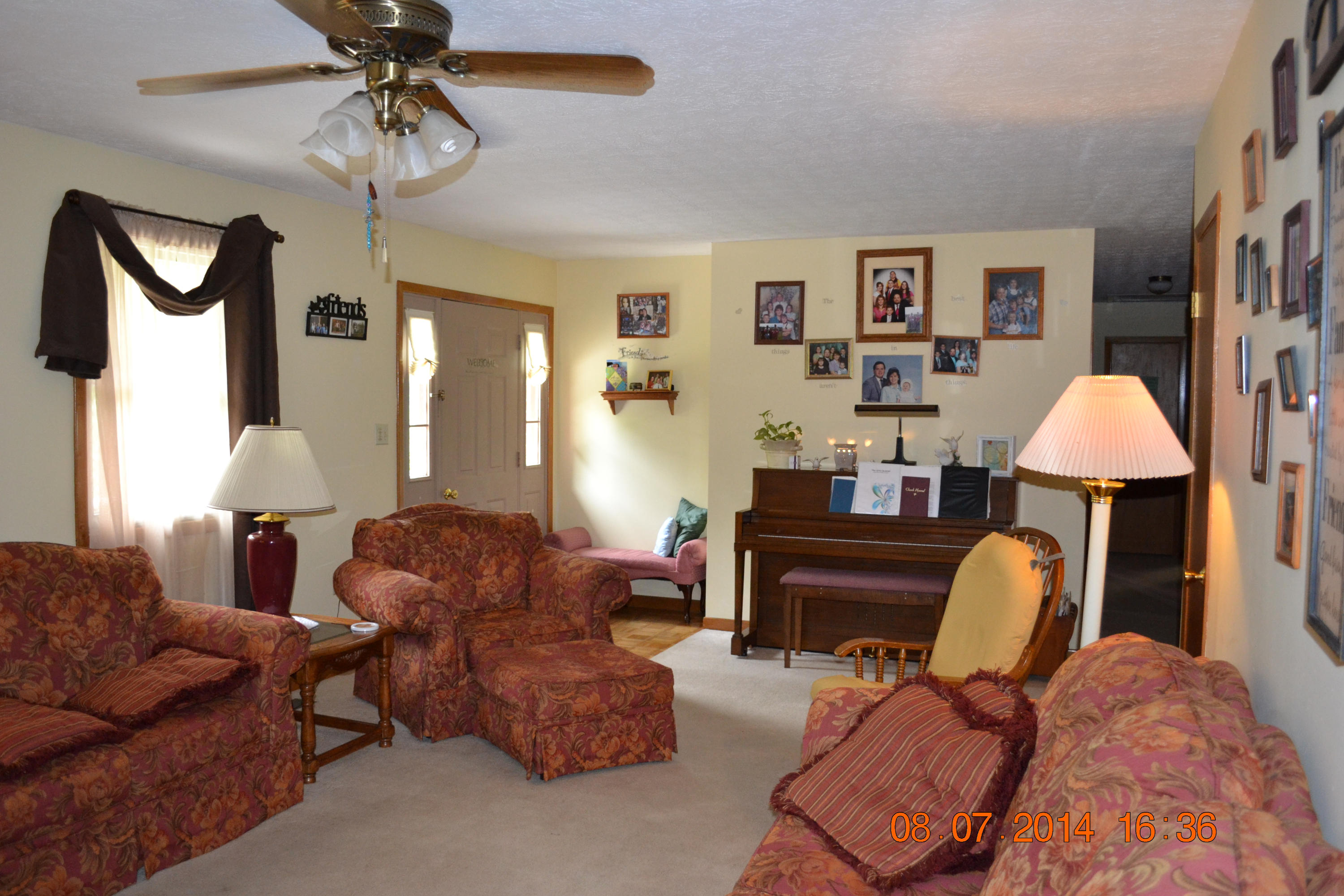 608 Webster Road Harriman, TN 37748 - Photo 30 of 37 Living C