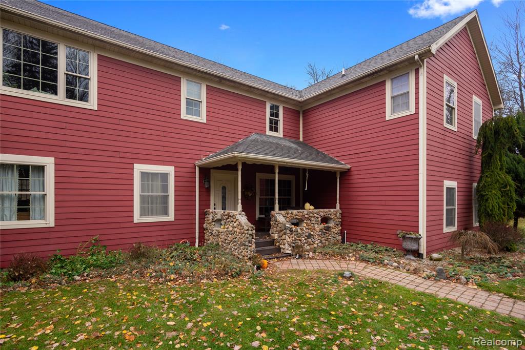2222 South Loree Road Applegate, MI 48401 - Photo 3 of 46