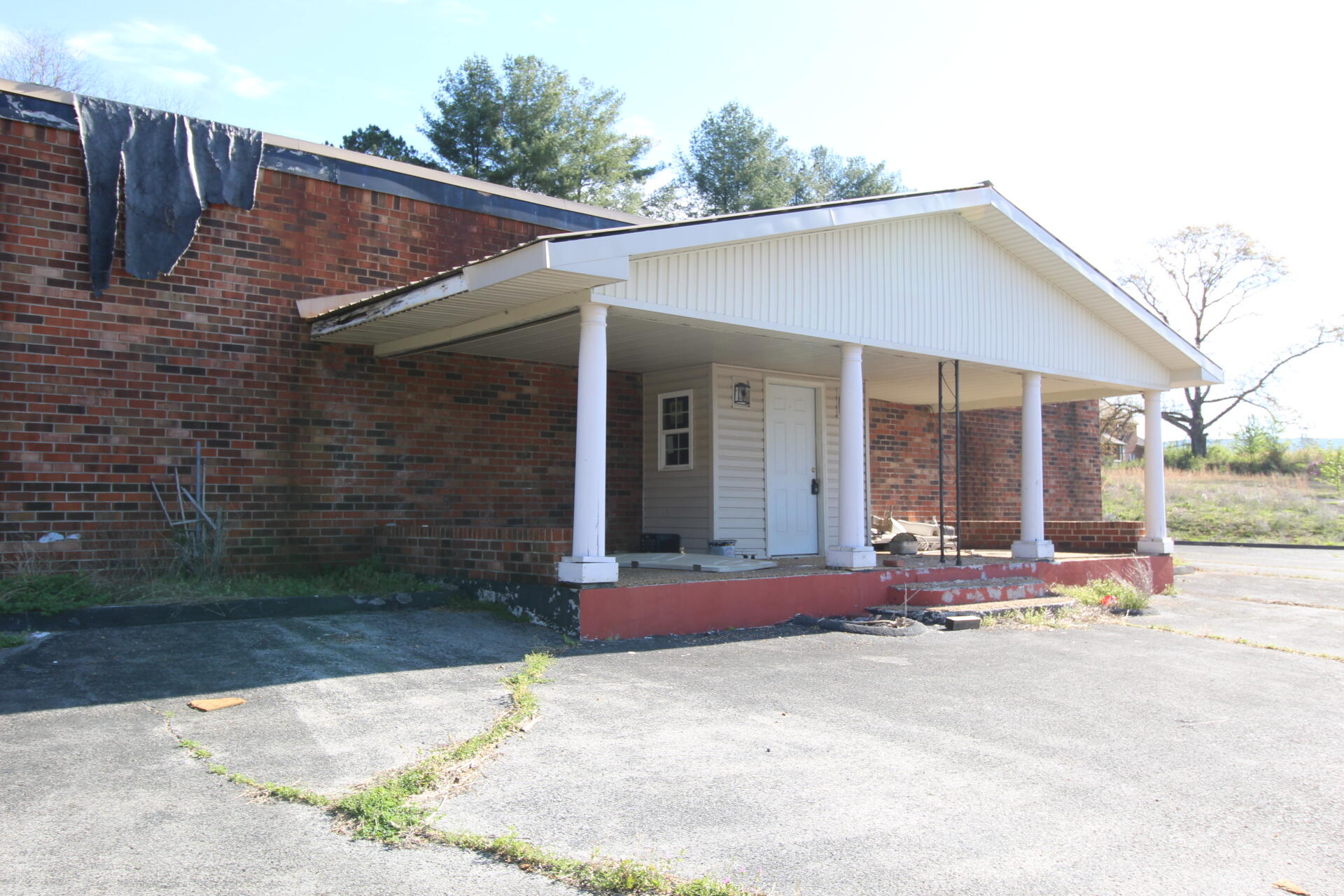 2045 North Main Street Whitwell, TN 37397 - Photo 6 of 7 IMG_6095