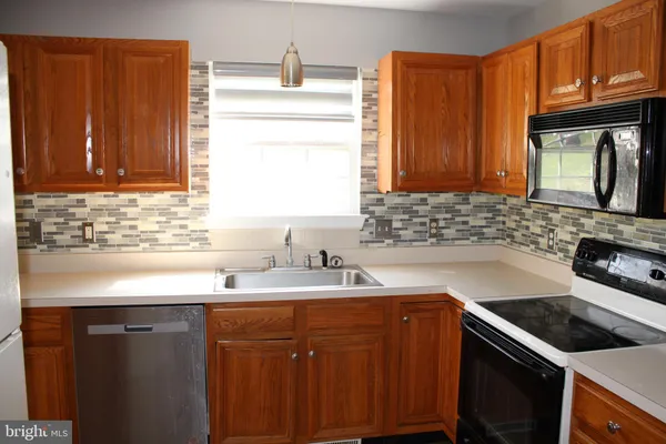 $2,195 | 49 Tupelo Street, Lititz, PA 17543