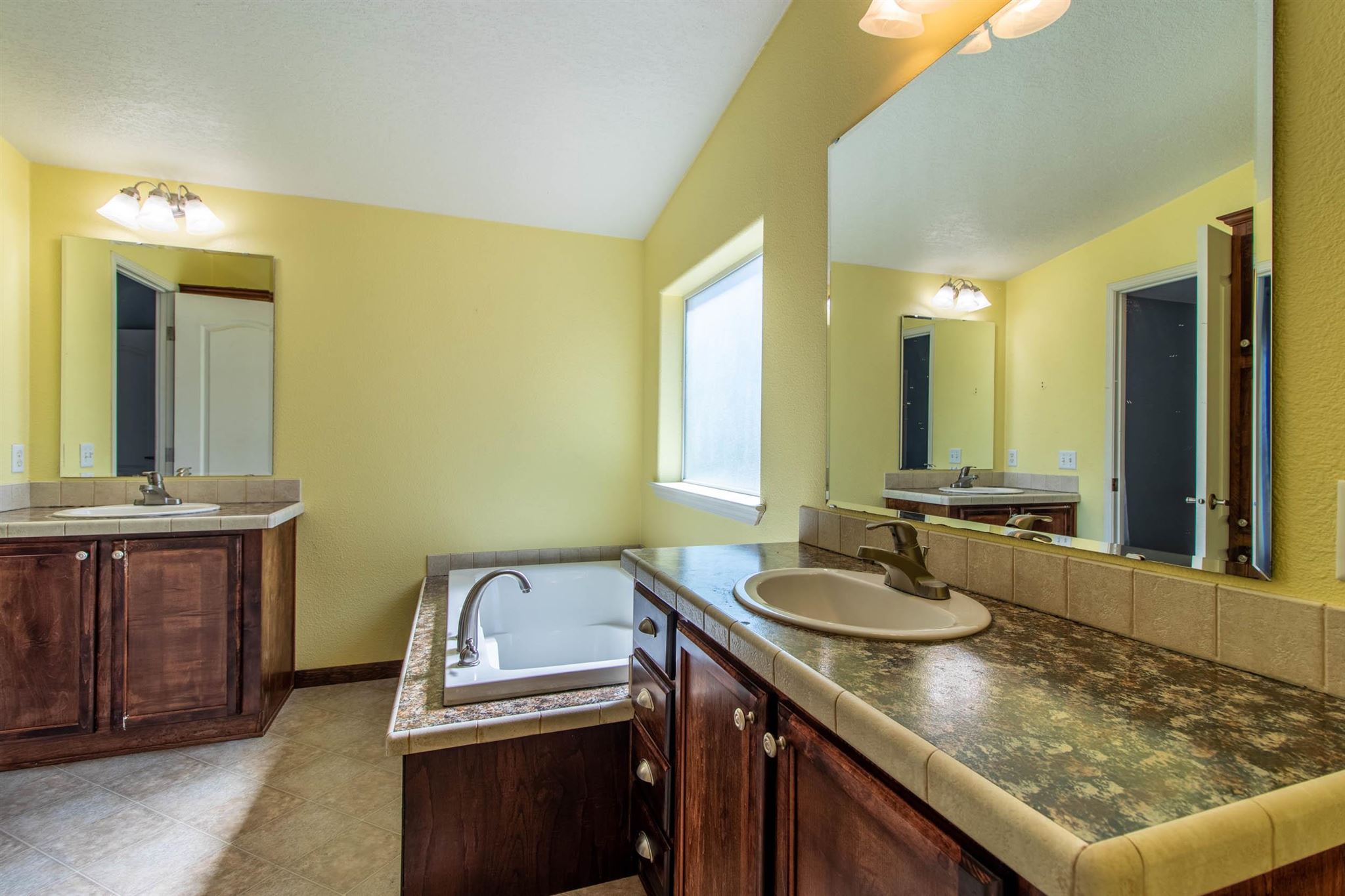 29426 West Tucker Prairie Road Edwall, WA 99008 - Photo 16 of 27
