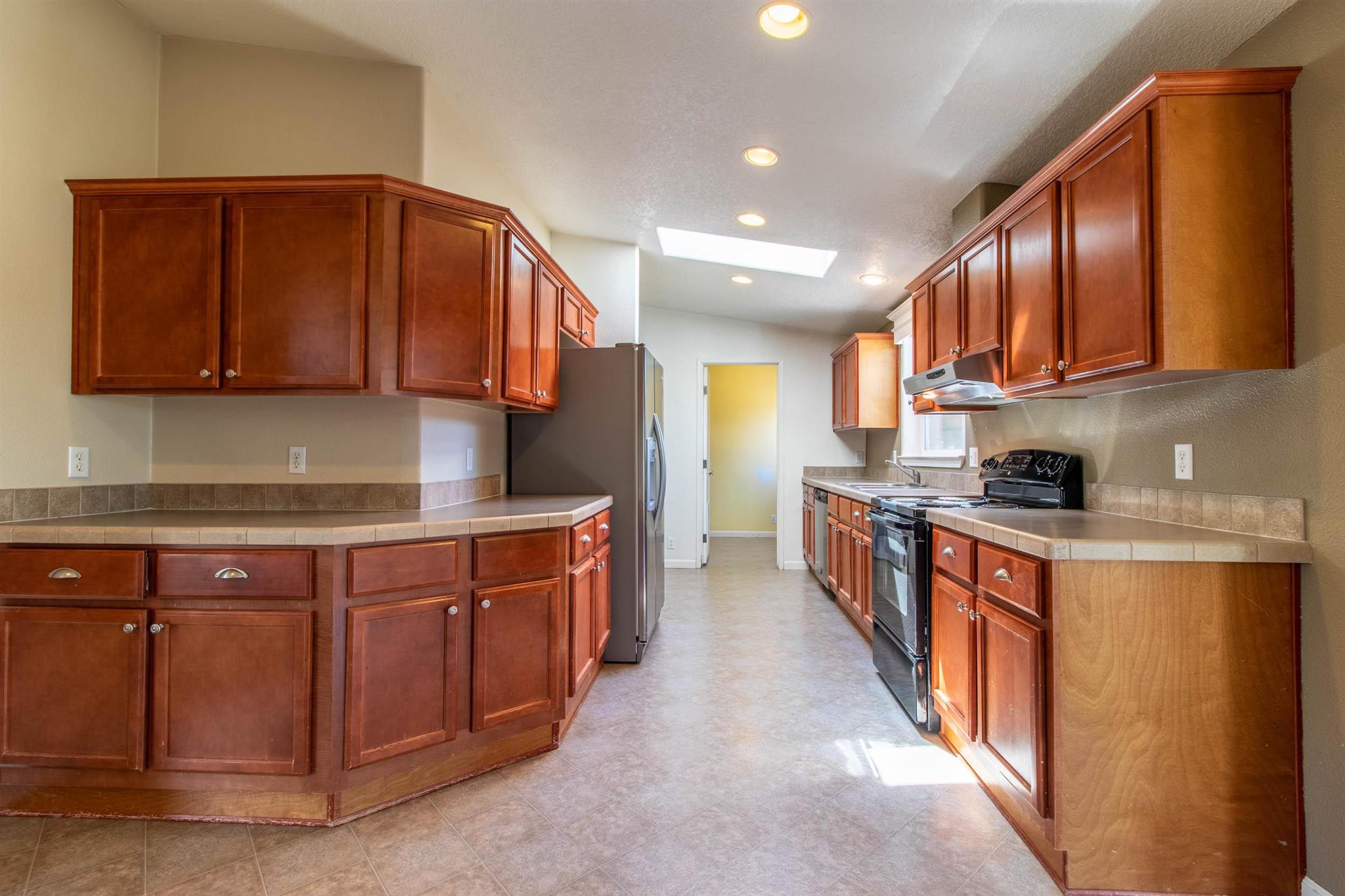 29426 West Tucker Prairie Road Edwall, WA 99008 - Photo 9 of 27