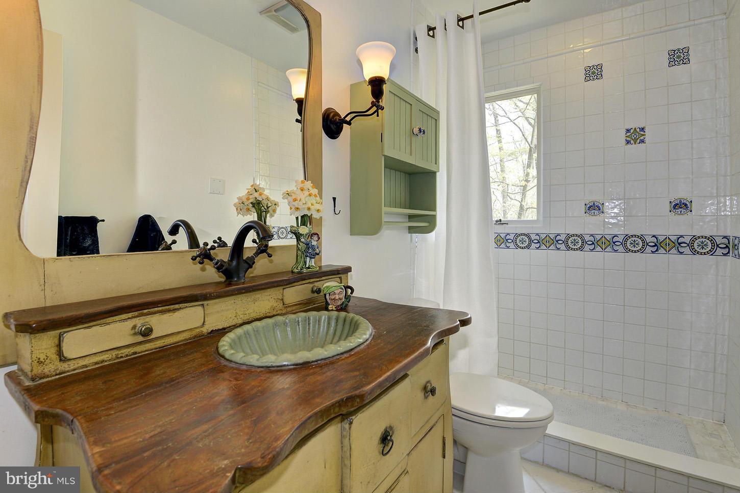 3113 Rolling Road Chevy Chase, MD 20815 - Photo 15 of 30 Hall Bath